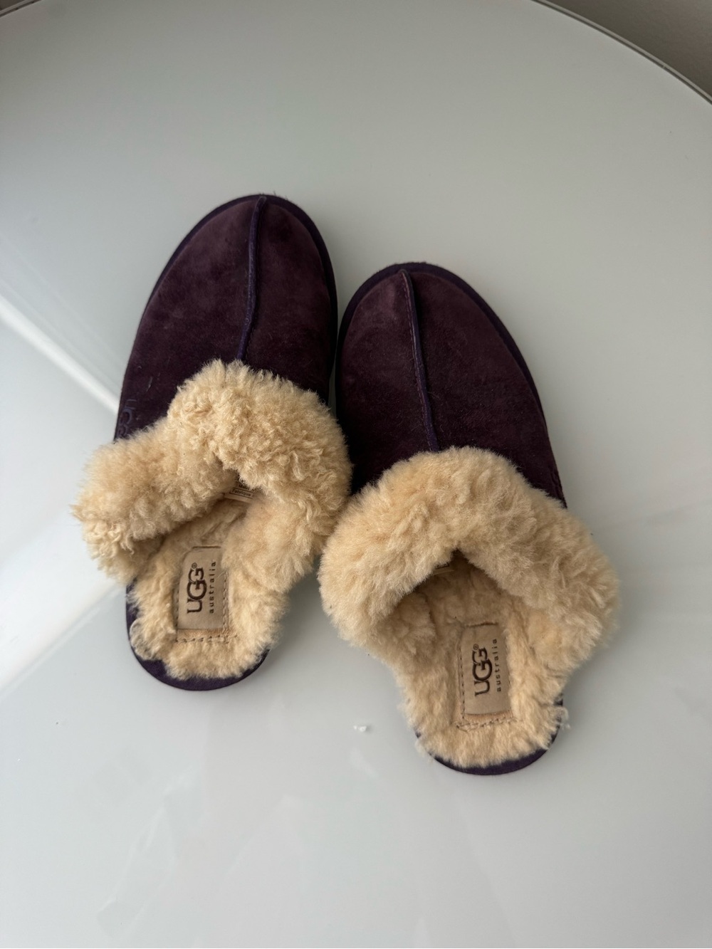 Vintage UGG Purple Plum Cream Sheepskin Slippers Size 8 Eggplant 🍆 Purple